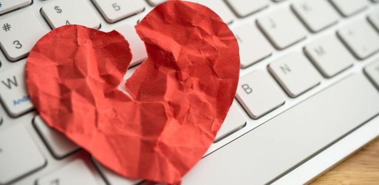 How to Spot a Romance Scammer