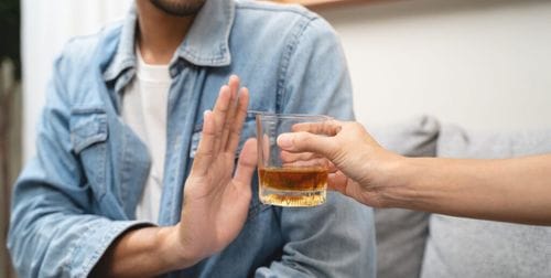 Nearly Half of Americans Are Skipping Alcohol This Thanksgiving